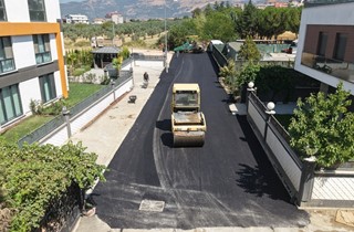 Umurbey’de 2 Bin 700 Ton Asfalt Serildi